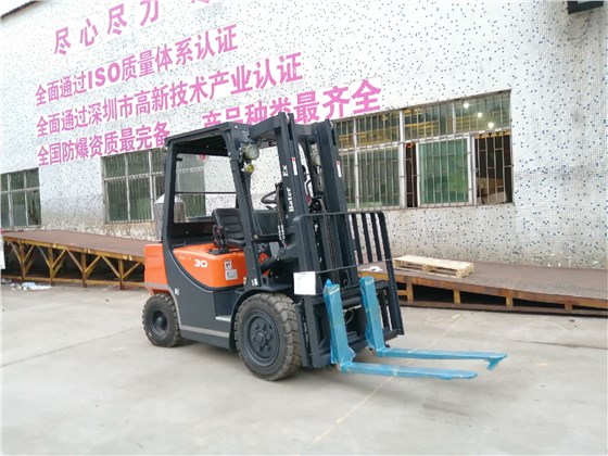 防爆內燃平衡重式叉