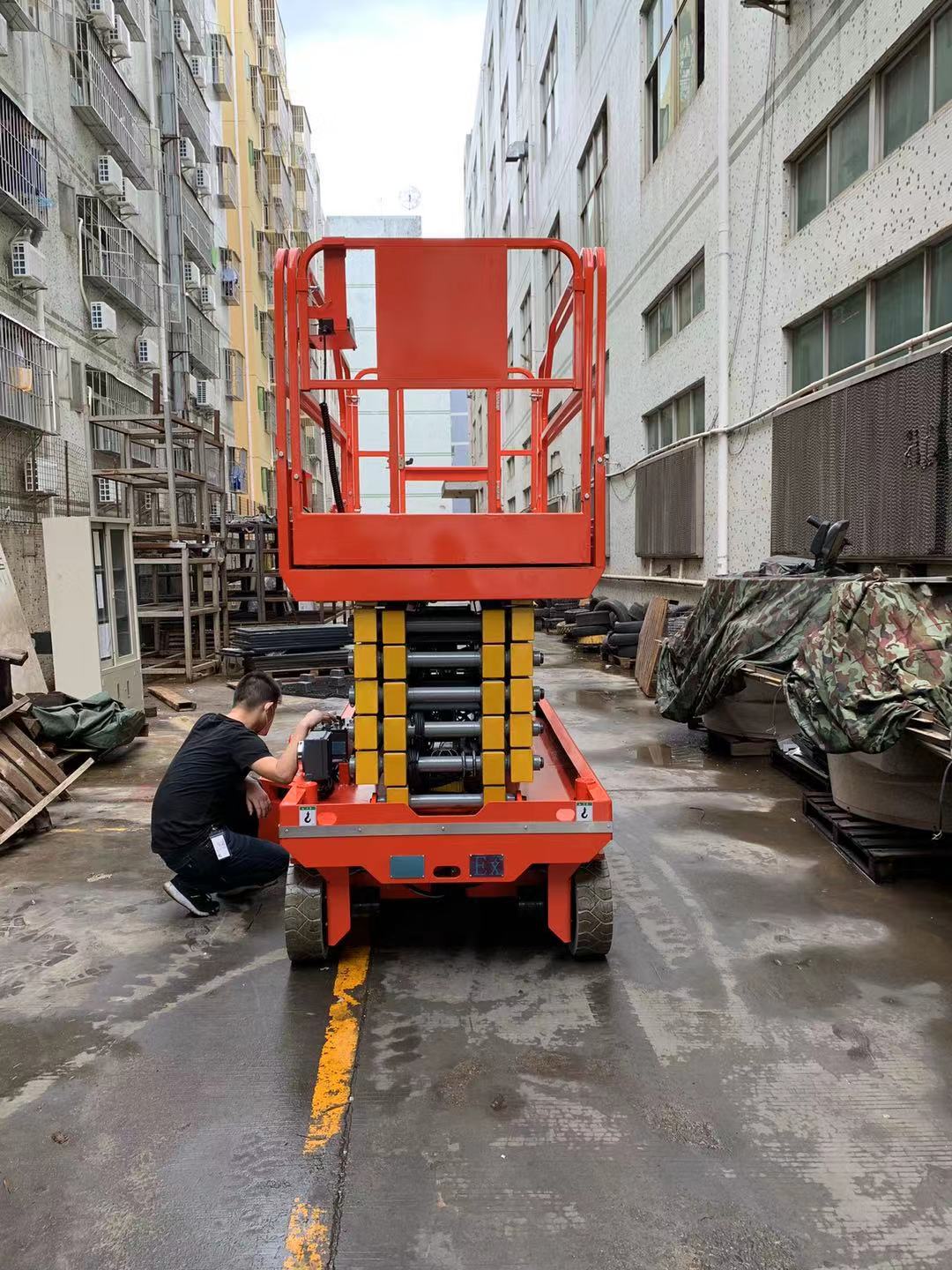 霸特爾電動堆高車