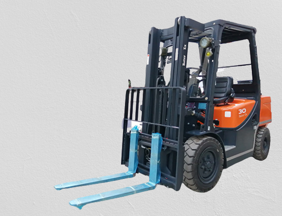 霸特爾內燃叉車