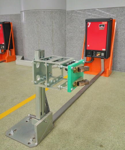 充電機及充電板刷實物圖 充電機及充電板刷實物圖