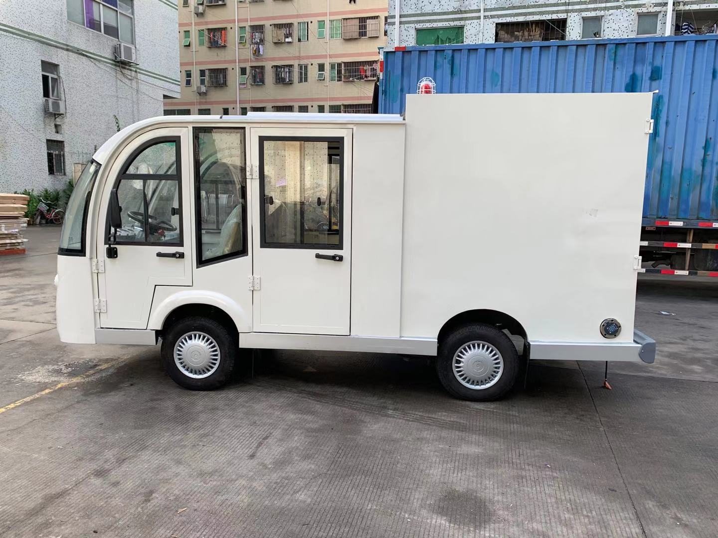 2座防爆電動觀光車 2座防爆電動觀光車