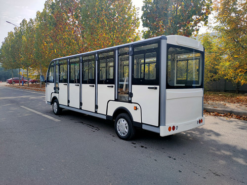 17座封閉車(chē)