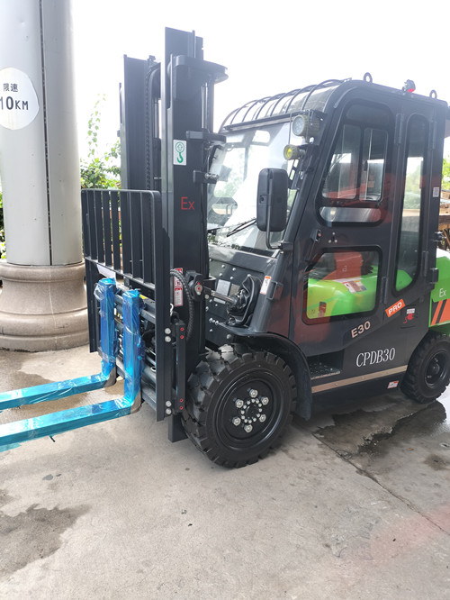 3噸封閉式防爆叉車